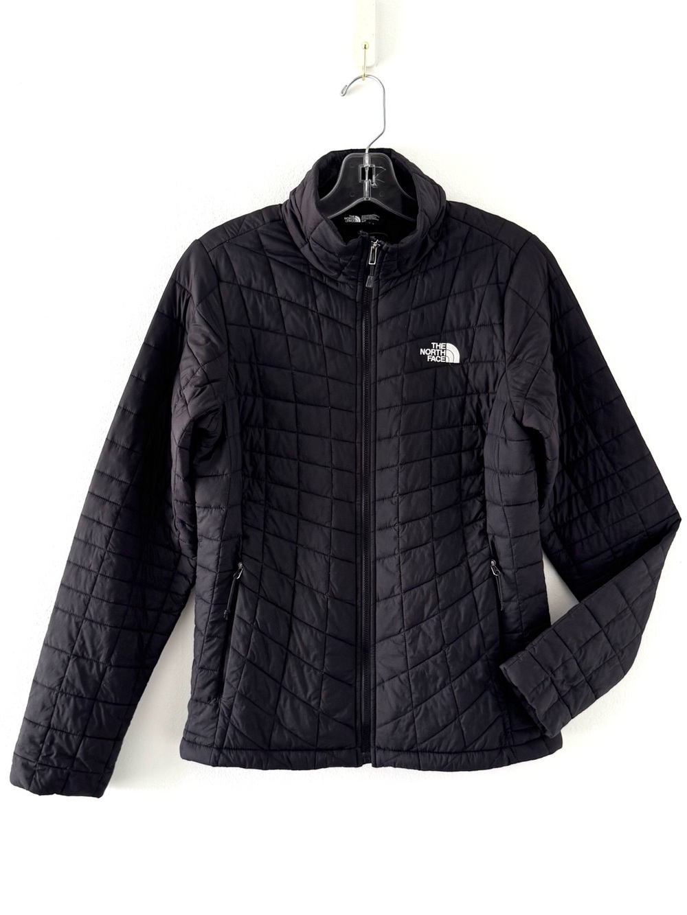 SzS The North Face Women's Black Thermoball Puffer Jacket